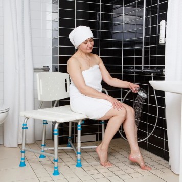 Стул для ванны и душа LUX 665-5